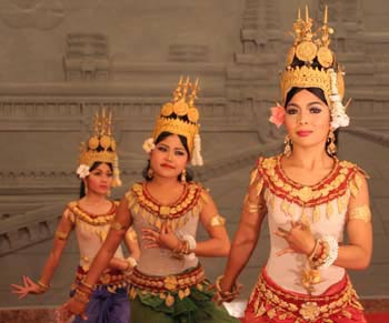 Khmr Tanzveranstaltung - Apsara-Tänzerinnen
