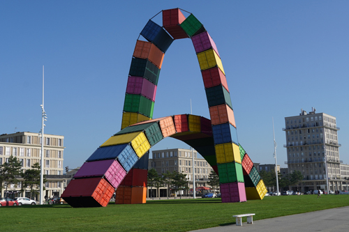 Le Havre - Skulptur Catène de Container