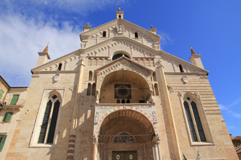 Verona - Portal der Kathedrale S. Maria Matricolare