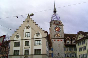 Zytturm mit astronomischer Uhr in Zug